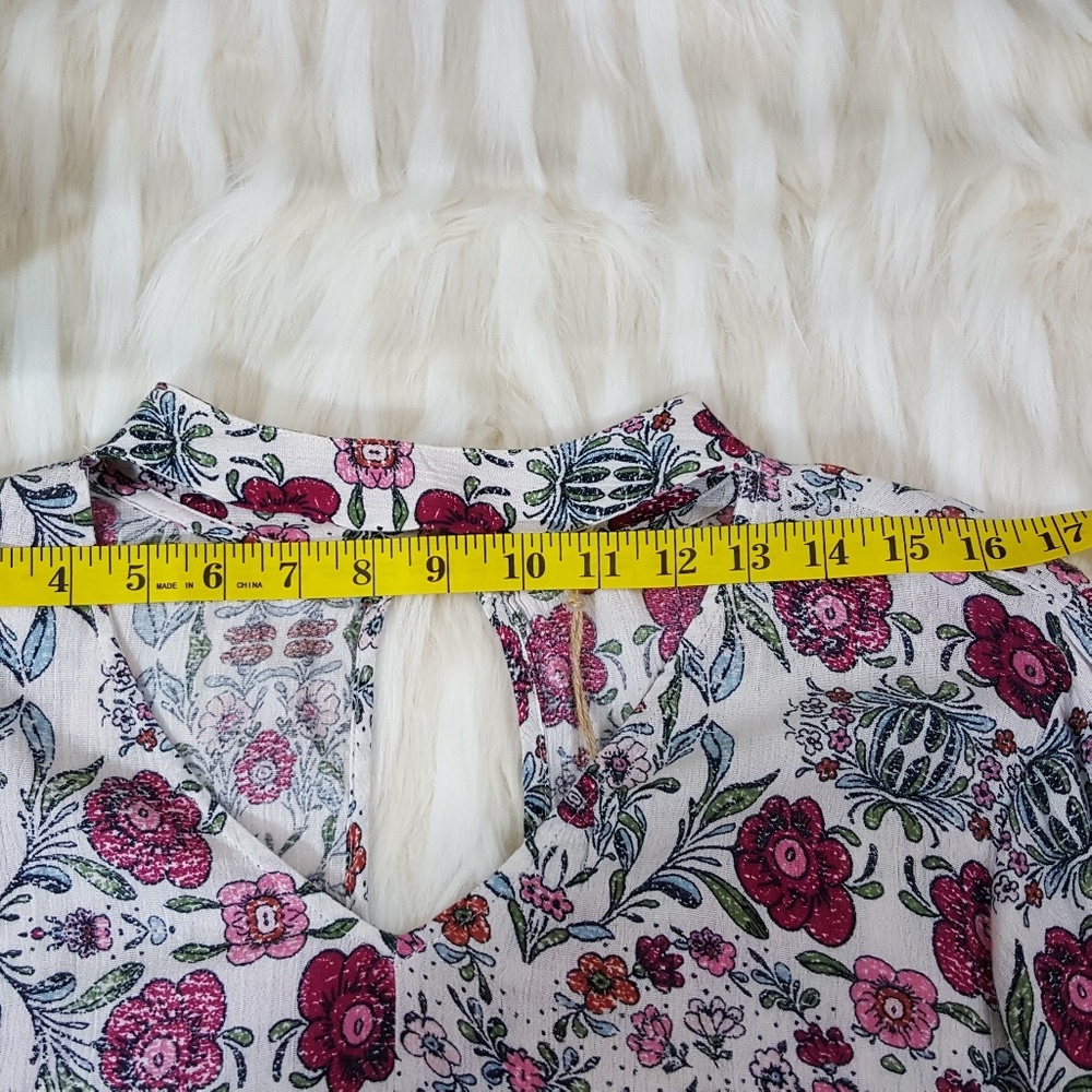 TrueCraft Floral xl Choker Style Blouse - Picture 6 of 7